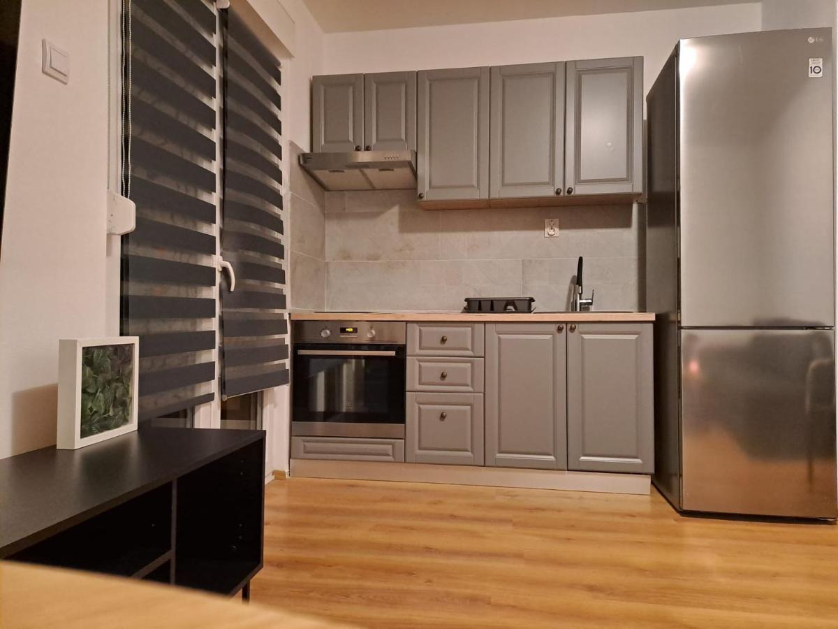 Apartmensts Arsen 928 Пула Экстерьер фото